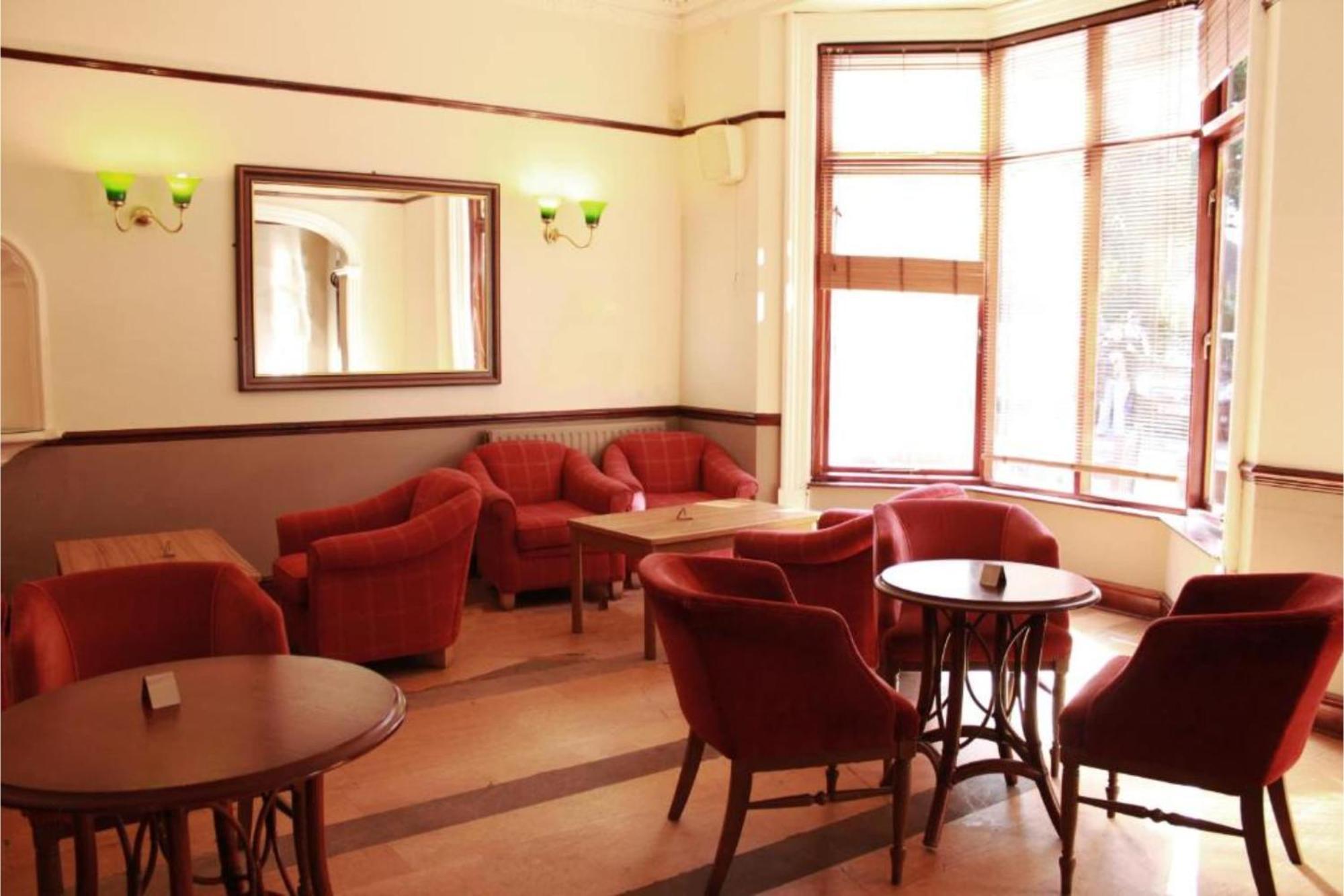Oyo Blaby Westfield Hotel เลสเตอร์ ภายนอก รูปภาพ