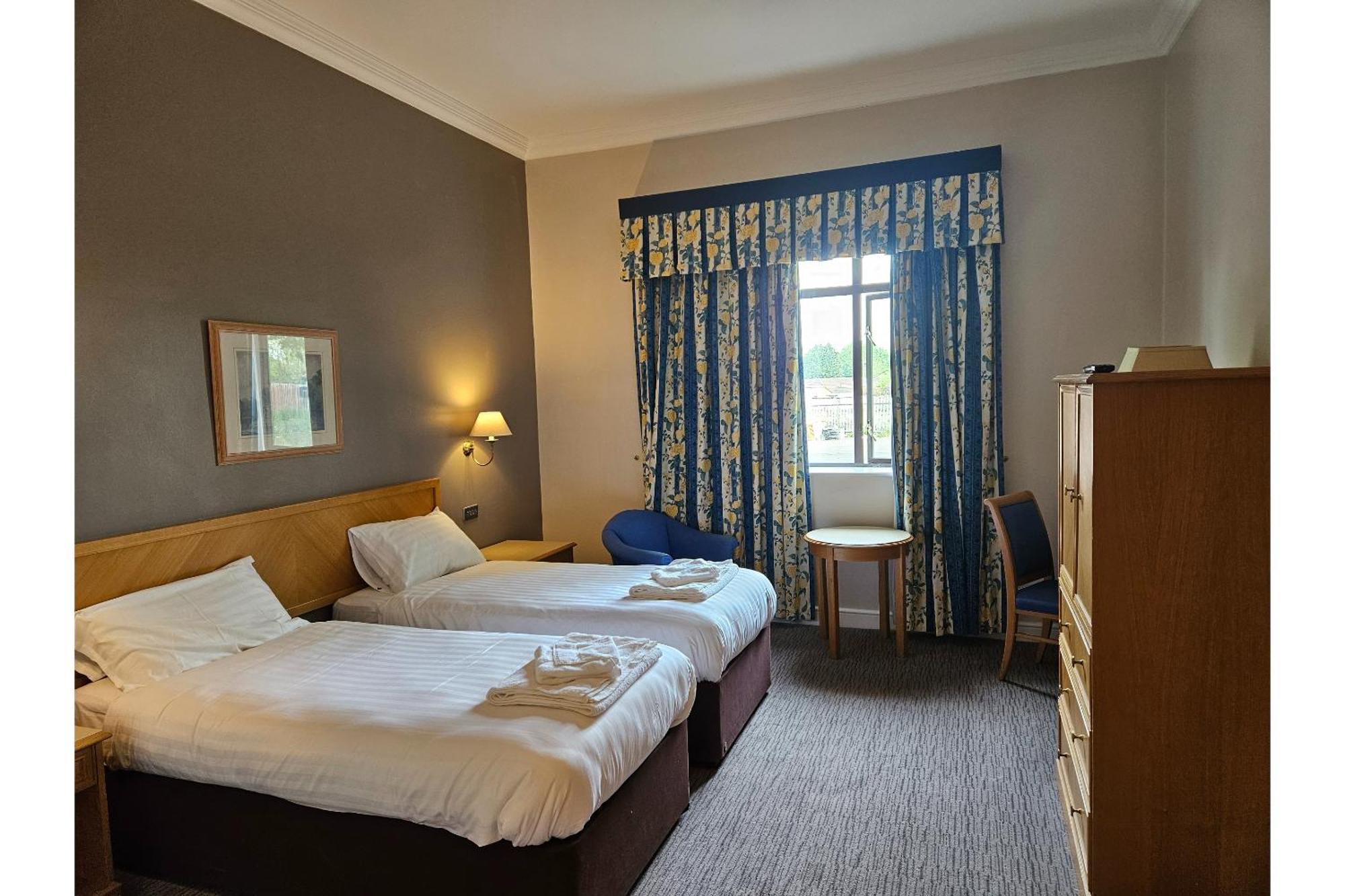 Oyo Blaby Westfield Hotel เลสเตอร์ ภายนอก รูปภาพ